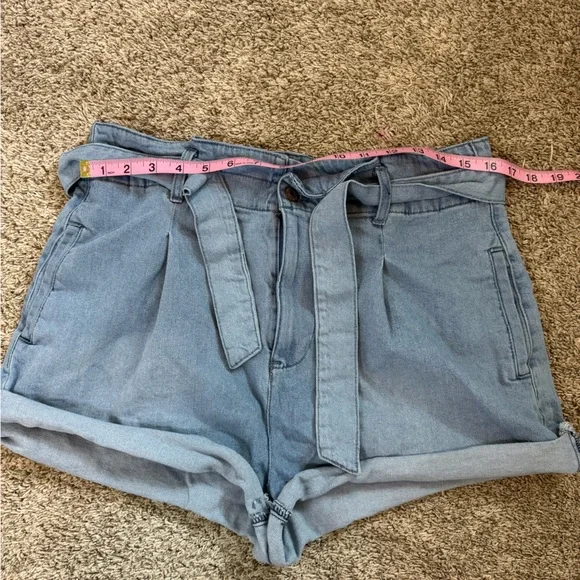 Calvin Klein High Rise Paperbag-Waist Jean Shorts - Picture 8 of 10